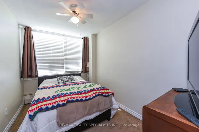 Additional image 35 of 716 The West Mall N/A Unit 2005