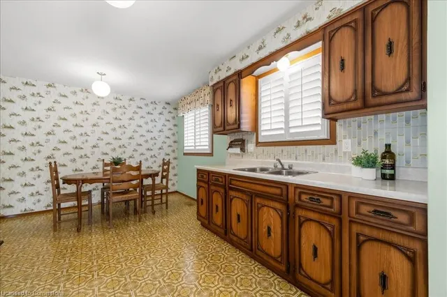 Additional image 16 of 43 Seaton Place Dr