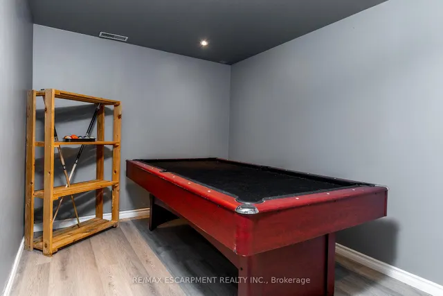 Additional image 19 of 82 DREGER Ave