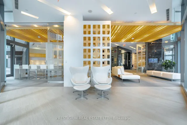 Additional image 43 of 45 Charles St Unit 1809