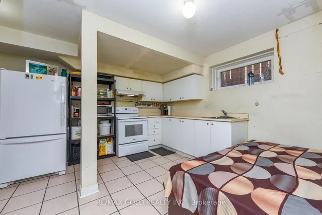 Additional image 36 of 42 York St