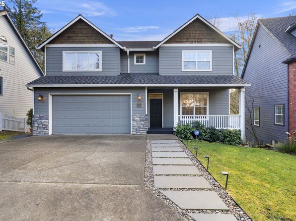 8422 NW Gilliam Ln, Portland, OR 97229