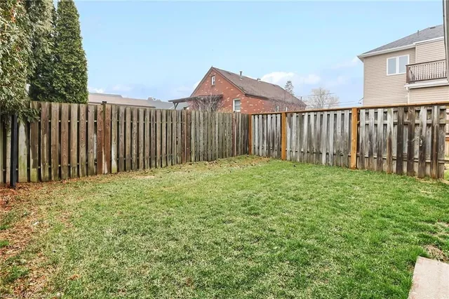 Additional image 50 of 274 Margaret Ave