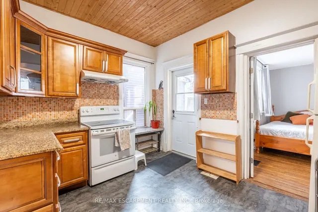 Additional image 27 of 71 Clyde St