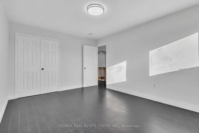 Additional image 32 of 27 Kentucky Dr