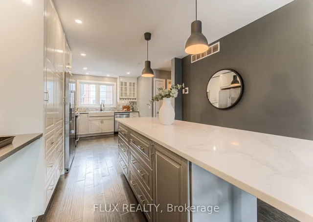 Additional image 3 of 28 Mansion St Unit 10