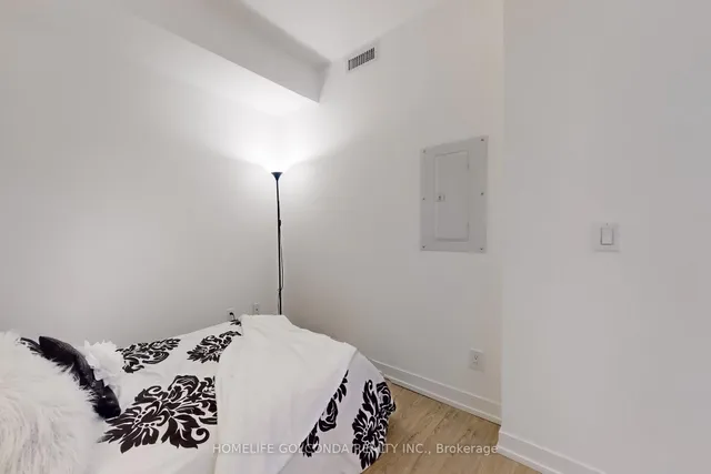 Additional image 25 of 85 wood St Unit PH08