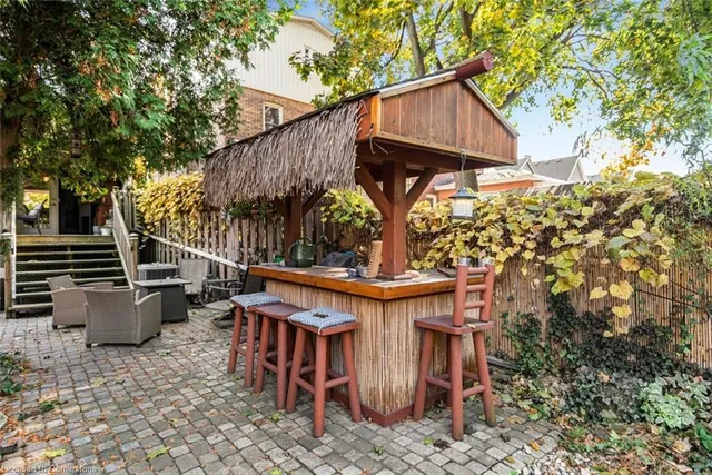 Additional image 35 of 18 Cliff Ave