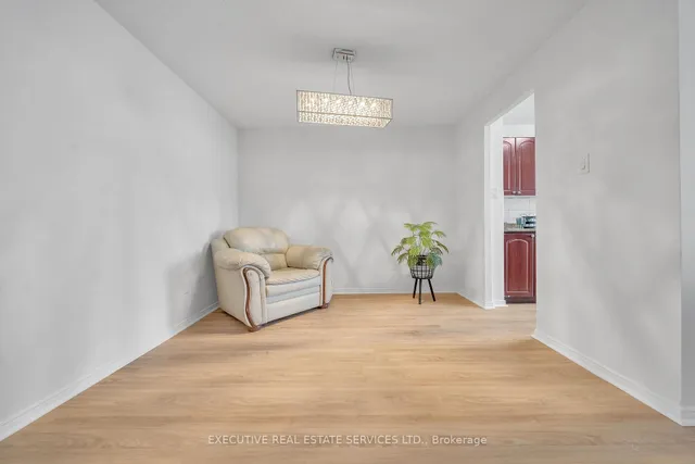 Additional image 17 of 15 Kensington Rd Unit 1209