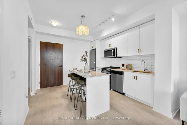 Additional image 14 of 509 Dundas St Unit 409