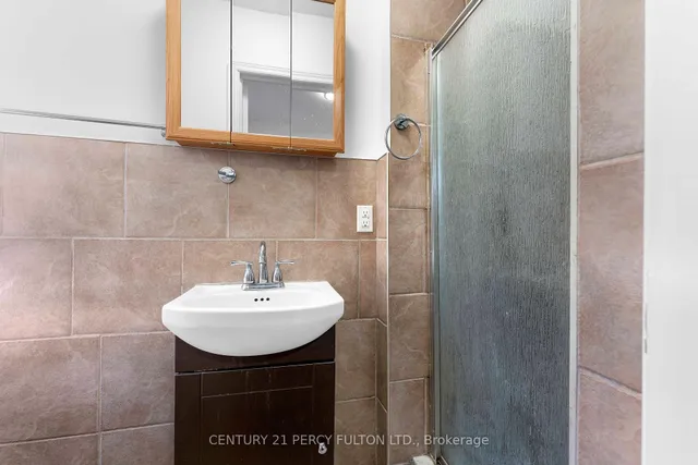 Additional image 25 of 47 Grange Ave