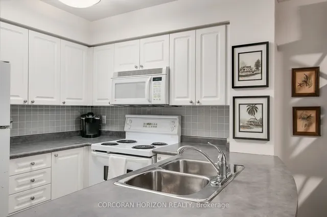 Additional image 20 of 30 Hayden St Unit 305