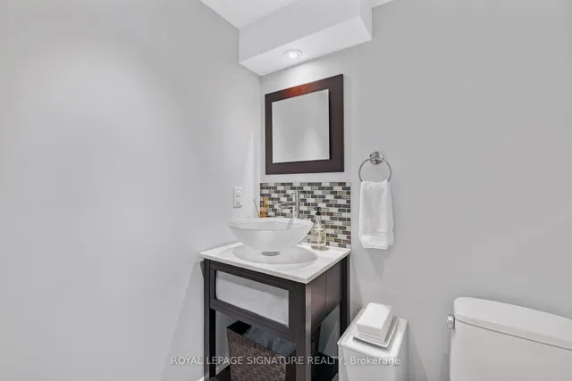 Additional image 25 of 21 Page Ave