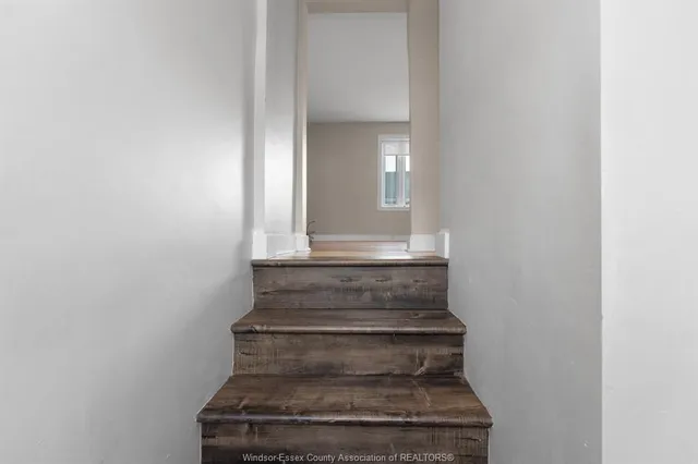 Additional image 19 of 354 FRONT St