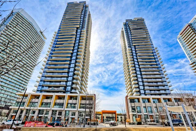 95 McMahon Dr Unit 1501