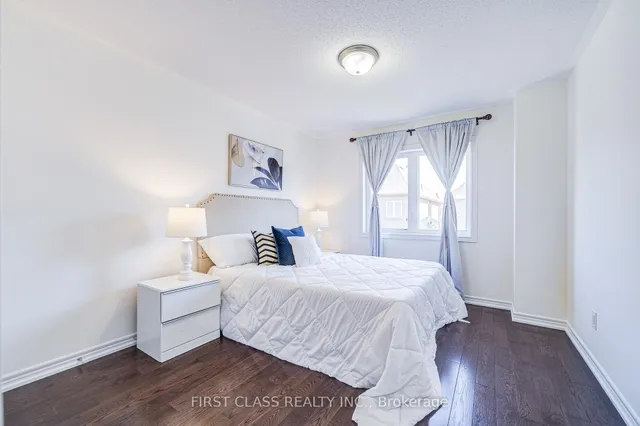 Additional image 25 of 566 North Park Blvd