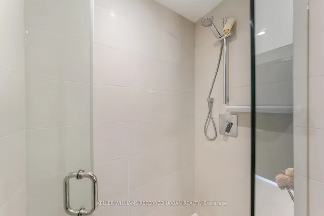 Additional image 26 of 608 Richmond St Unit 1206