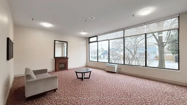 Additional image 4 of 1 Reidmount Ave Unit 903