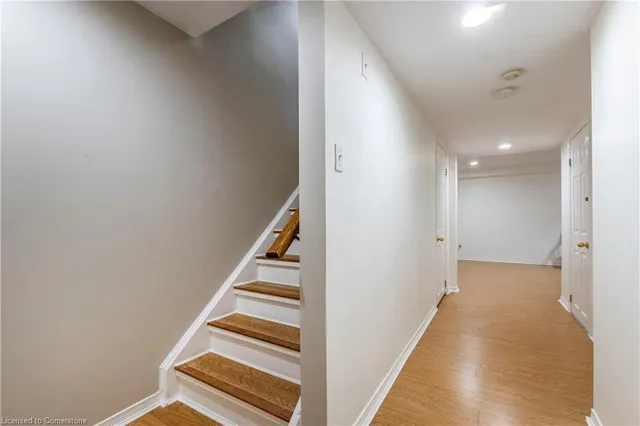 Additional image 25 of 610 Barton St Unit 16