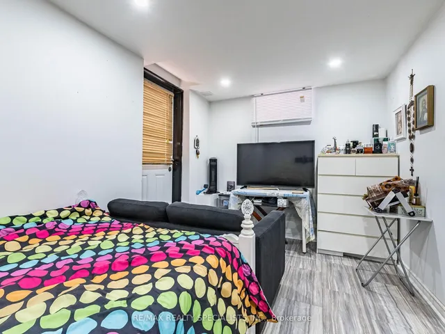 Additional image 28 of 73 Zia Dodda Cres