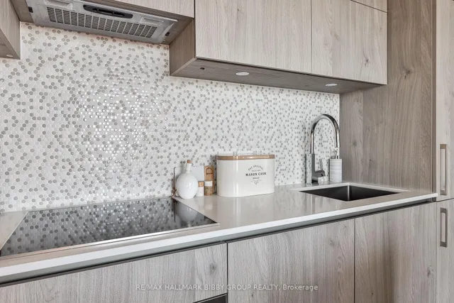 Additional image 13 of 1 Yorkville Ave Unit 5008