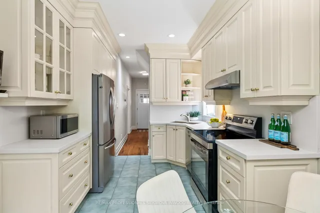 Additional image 11 of 306 Runnymede Rd