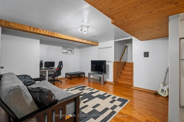 Additional image 31 of 89 High Acres Cres