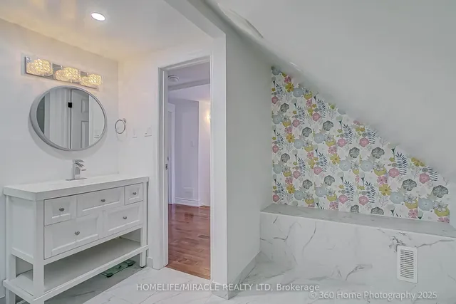 Additional image 15 of 75 Blackwell Ave Unit 8