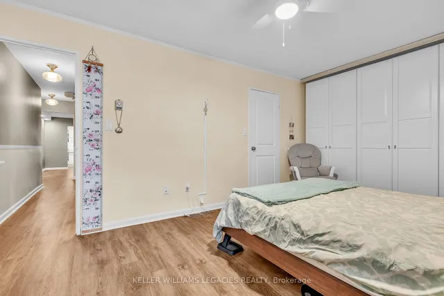 Additional image 20 of 1 Massey Sq Unit 2001