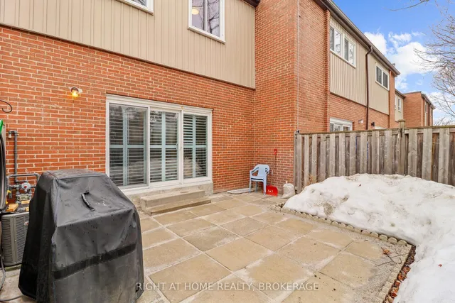 Additional image 31 of 400 Bloor St Unit 100