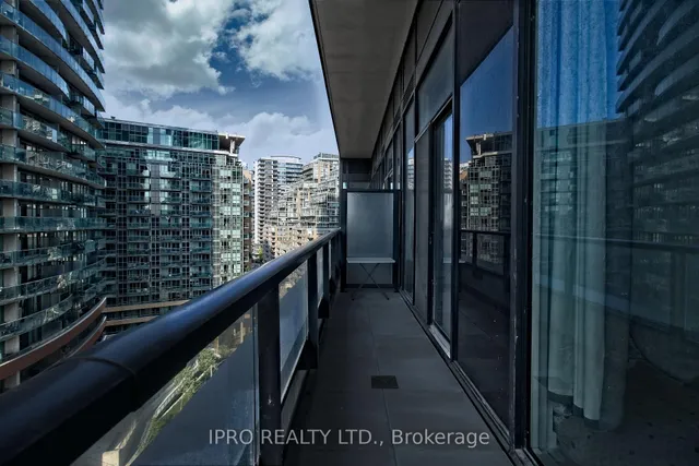 Additional image 32 of 135 East Liberty St Unit 806