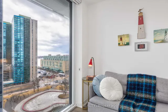 Additional image 18 of 100 Harbour St Unit 1408