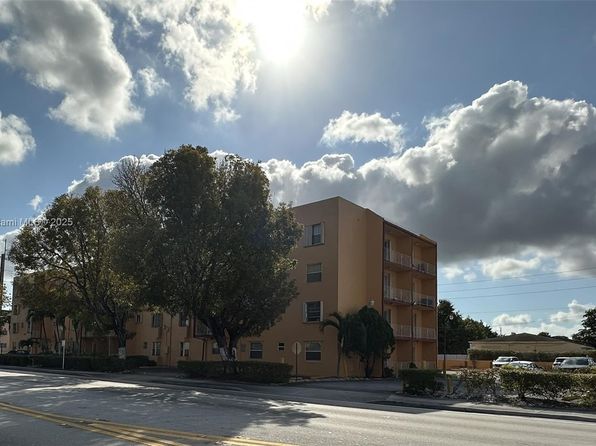 6200 W Flagler St APT 303, Miami, FL 33144