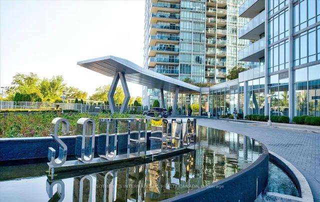 Additional image 40 of 90 Park Lawn Rd Unit 915