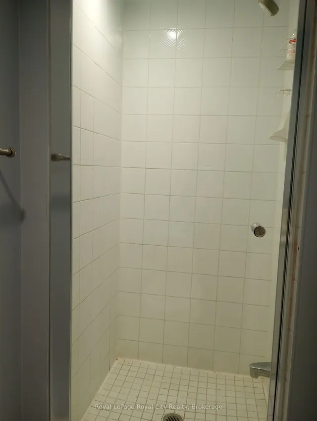 Additional image 16 of 4450 TUCANA Crt Unit 802