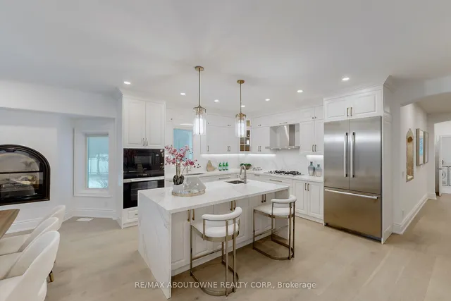 Additional image 17 of 116 Parkwood Crt