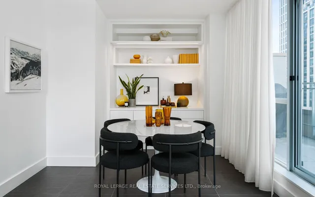 Additional image 19 of 80 Cumberland St Unit PH1903