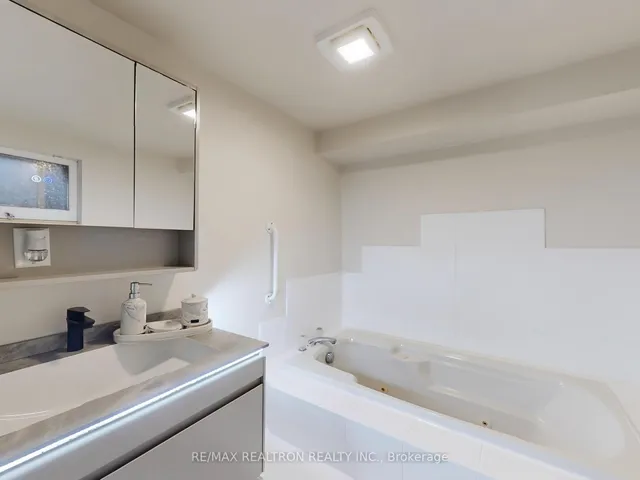 Additional image 48 of 33 Angus Dr