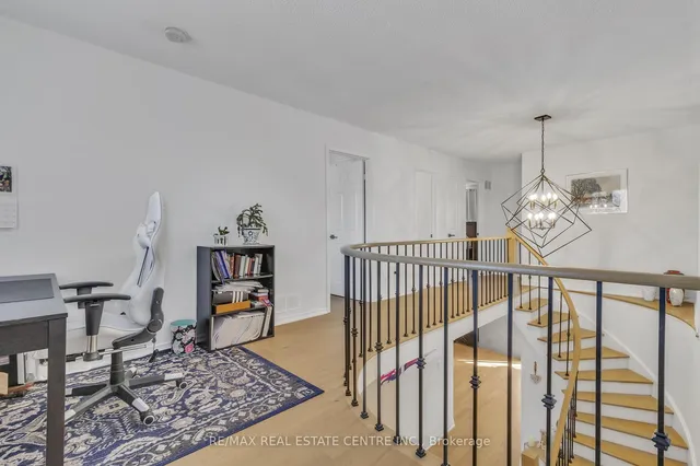 Additional image 35 of 79 Turtlecreek Blvd