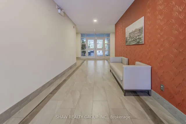 Additional image 16 of 165 Duke St Unit 106