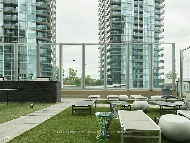 Additional image 27 of 36 Park Lawn Rd Unit 2806