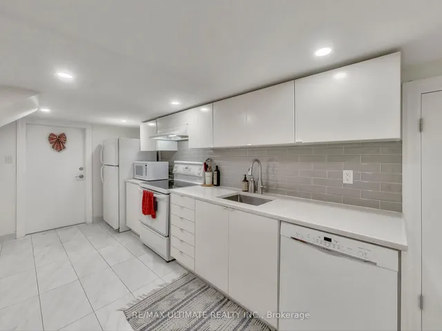 Additional image 20 of 1652 Dufferin St