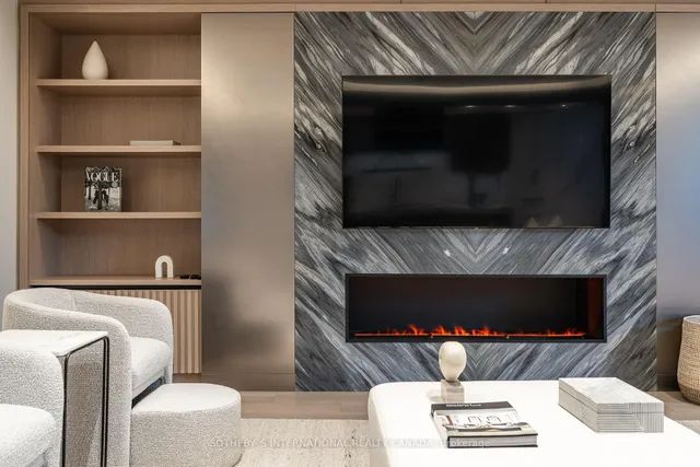 Additional image 6 of 55 Prince Arthur Ave Unit 57