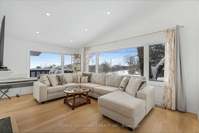 Additional image 10 of 6 ARCADE Cres