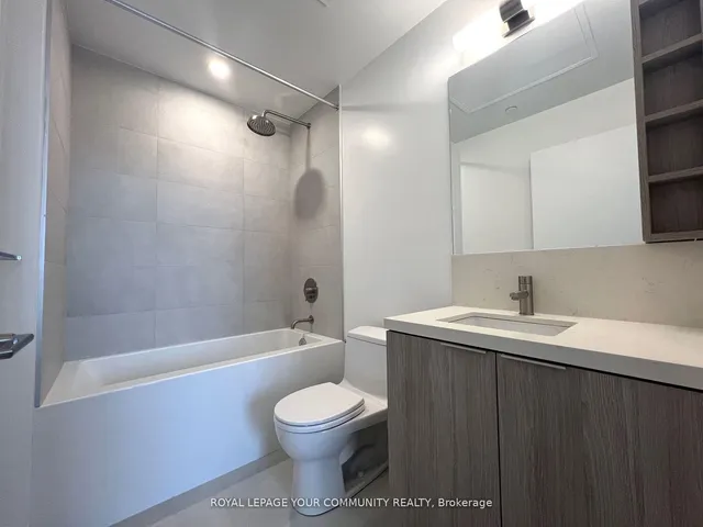 Additional image 4 of 2020 Bathurst St Unit 1016