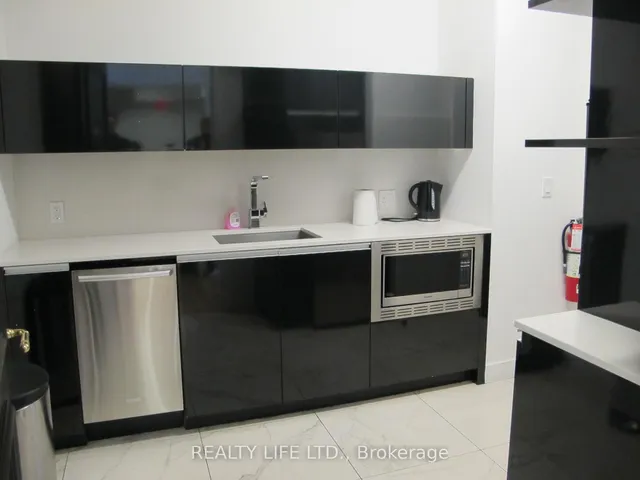 Additional image 30 of 20 Minowan Miikan Lane Unit 904