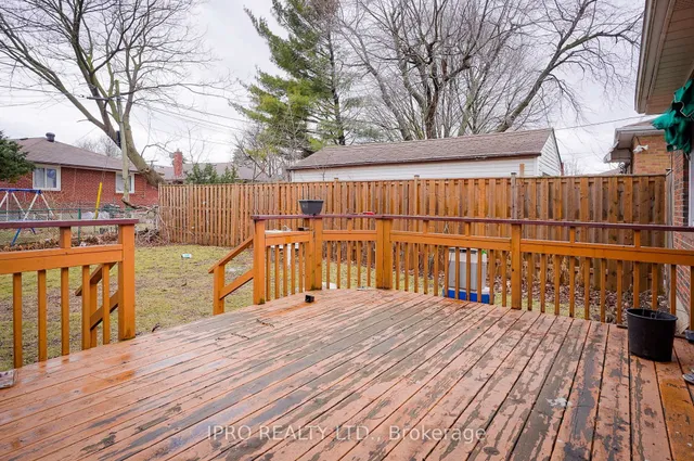 Additional image 30 of 8 Chandler Dr