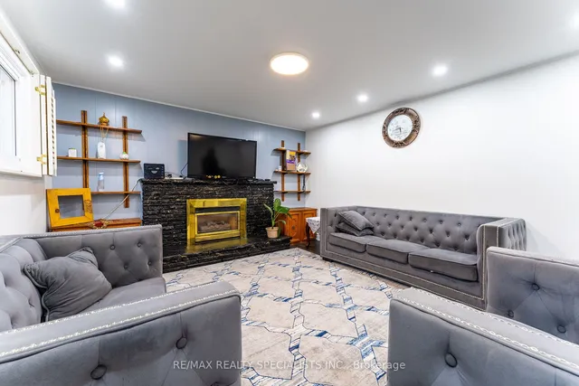 Additional image 11 of 21 Parkend Ave