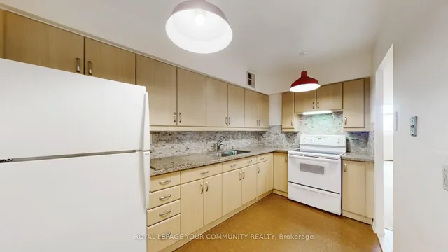 Additional image 12 of 2050 Bridletowne Circ Unit 1212