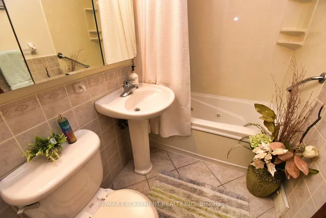 Additional image 28 of 162 Beland Ave